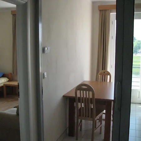 萨尔瓦特公寓酒店 * 克拉科夫